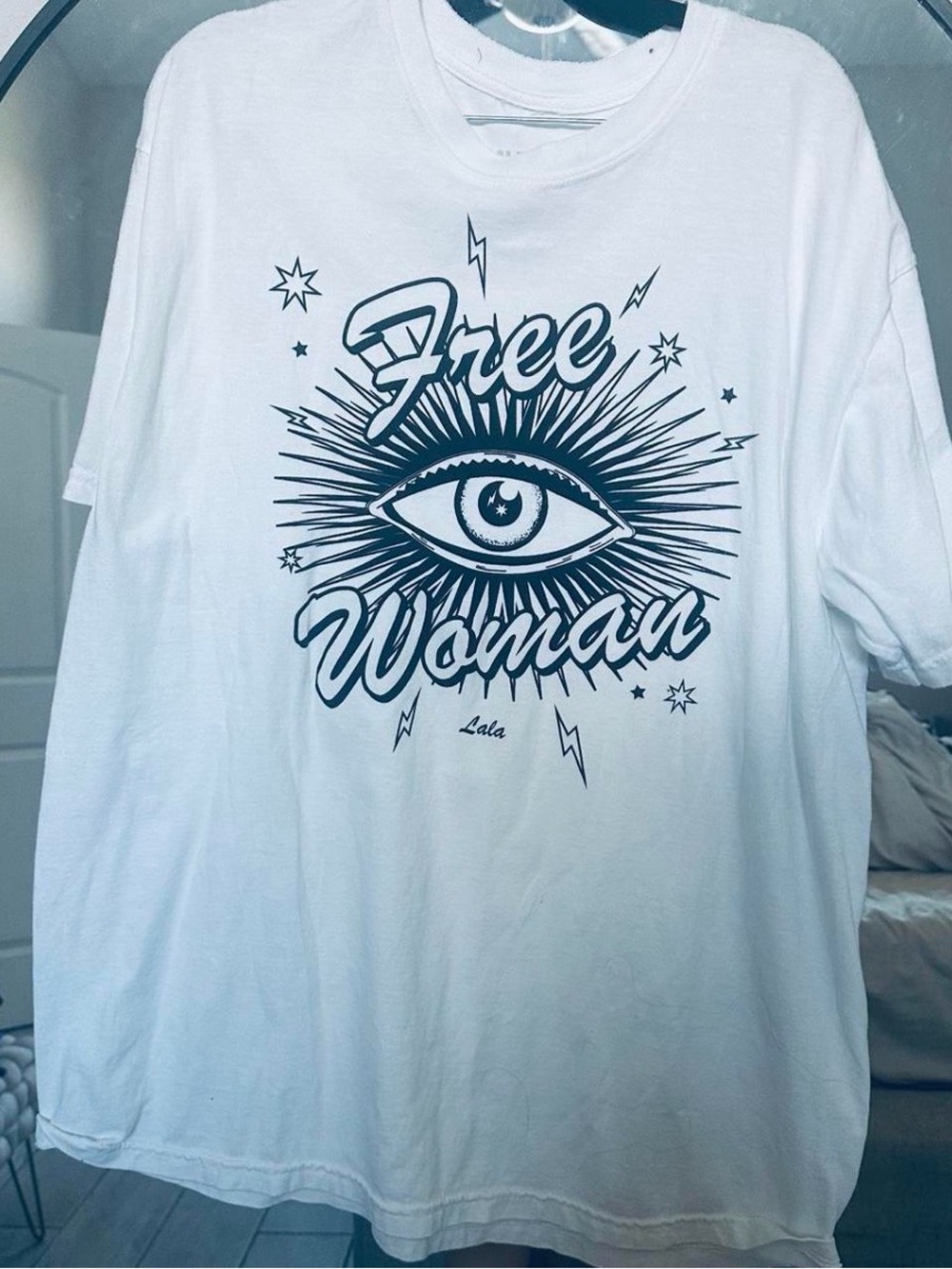 Dressed in LALA Free Woman Shirt - S/M - Picture 3 of 5